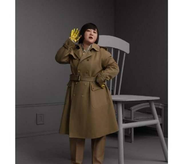 喜剧演员贾玲当导演后出息了,竟和国际奢侈品牌gucci合作_照片_穿着