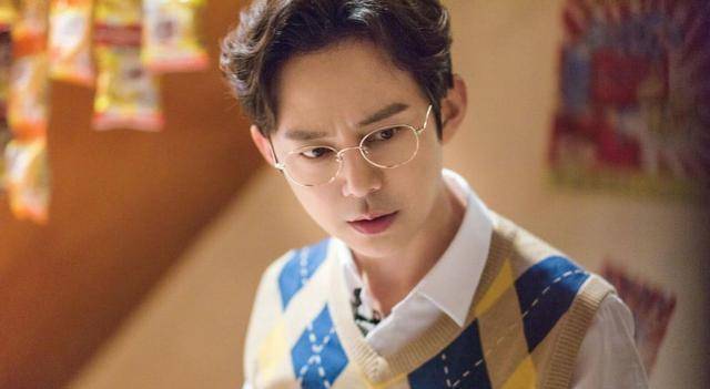 明星_何炅_大本营