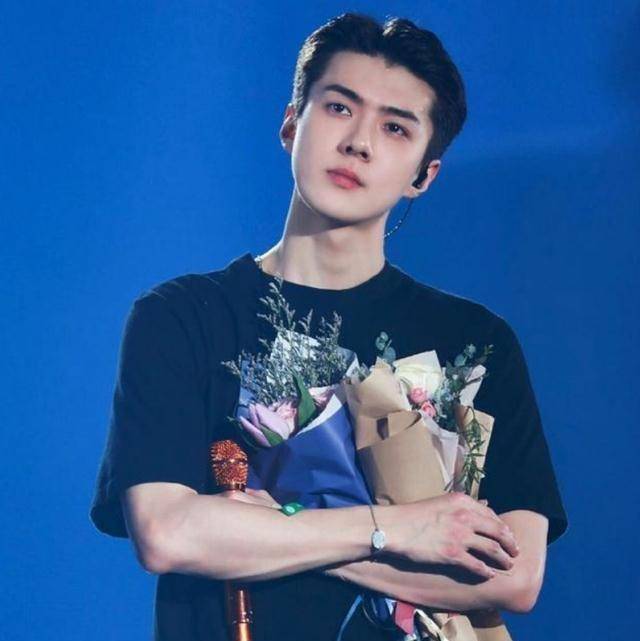 吴世勋26岁出道8年了,生日应援很是盛大,这个男孩很值得!