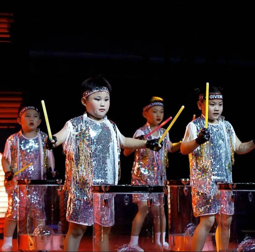 欢乐童年 放飞梦想——南京市南湖蓓蕾幼儿园2023年毕业典礼_成长