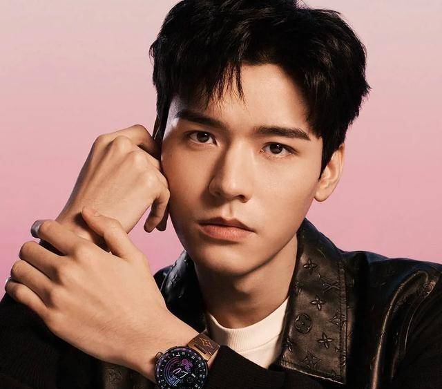 小八卦,刘浩存,龚俊,张艺兴,刘亦菲,刘宇宁_团队_直播_杨紫