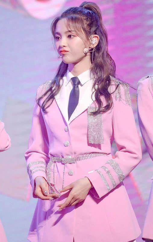 杨超越现场飙泪再上热搜 自称:实力派演员_什么_孙红雷_明星