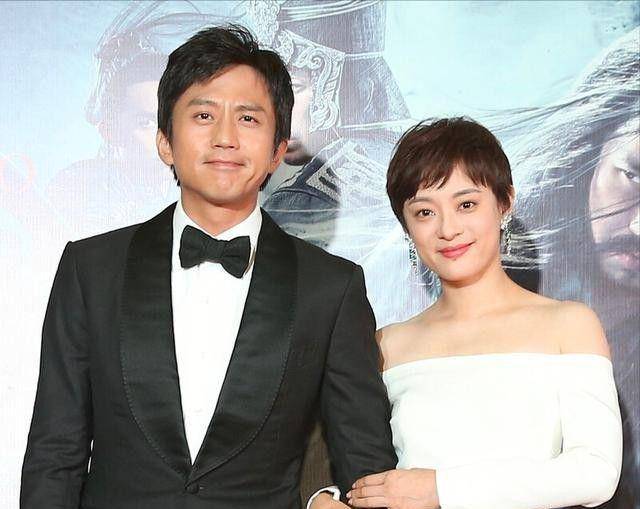 邓超也是靠着跑男拿到了不少代言广告,但是他们一家出了名的节俭,而