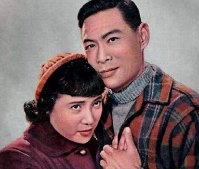 吴祖光把相机卖了办二婚,前妻吕恩晚年提及:我送了