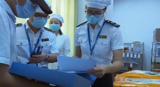 鼠头鸭脖涉事企业为江西中快 母公司经营700