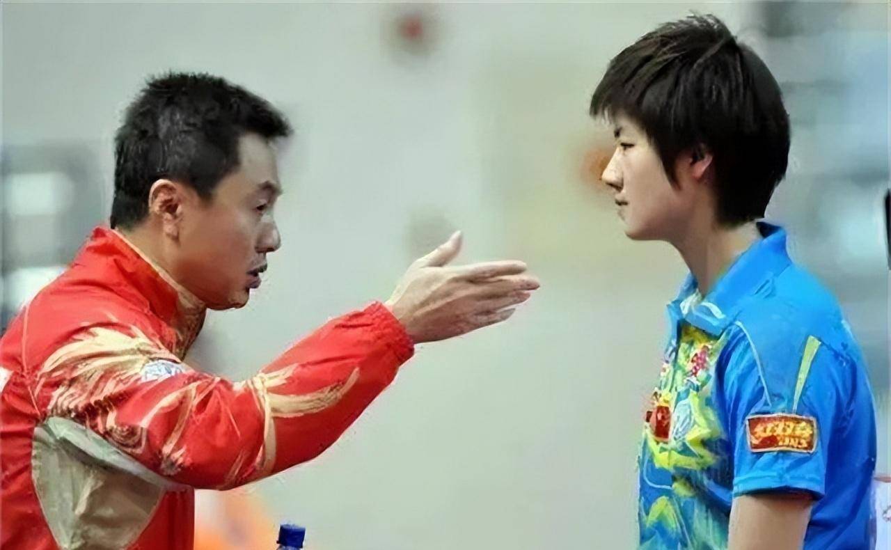 教练施之皓,是一个有故事的人,李楠为何要嫁给他_郭跃会_比赛_刘诗雯