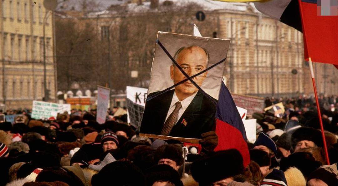 9,美国退出中导条约不违法国际法中导条约是美国和前苏联制定的,它的