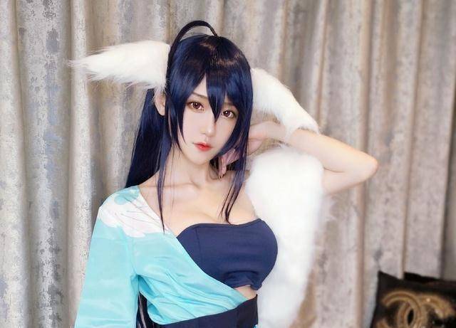 虽说打游戏技术不行,但是聊起天来腐团儿却是十分前