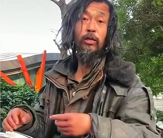 回顾流浪大师沈巍:流浪的是我,还俗的也是我,视名利如粪土_生活_直播