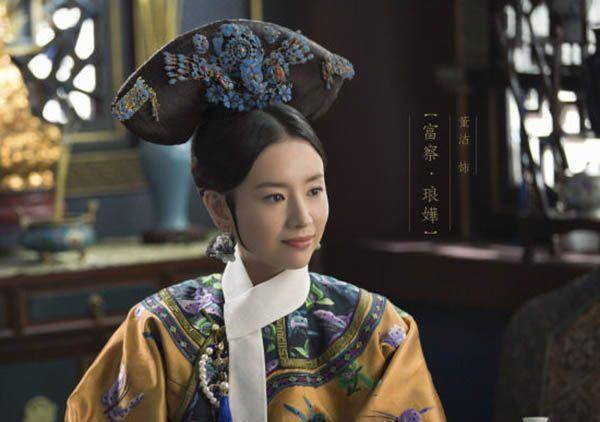 就拿近期被议论最多的《如懿传》来说,它汇集了周迅,霍建华,张钧甯