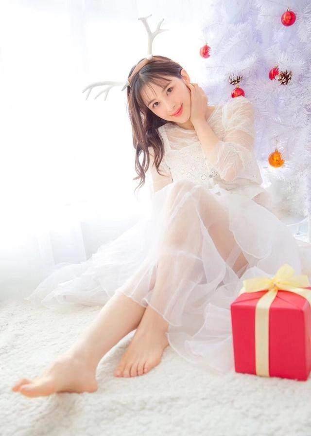 赵韩樱子化淡妆原来这么美，清纯可爱甜美动人，颜值太高成女神！（赵韩樱子颜值）
