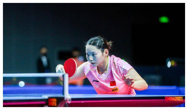 首局朴康贤/梁善信先发制人,3-1领先,刘鼎徐/许德佳也没有落后,死守