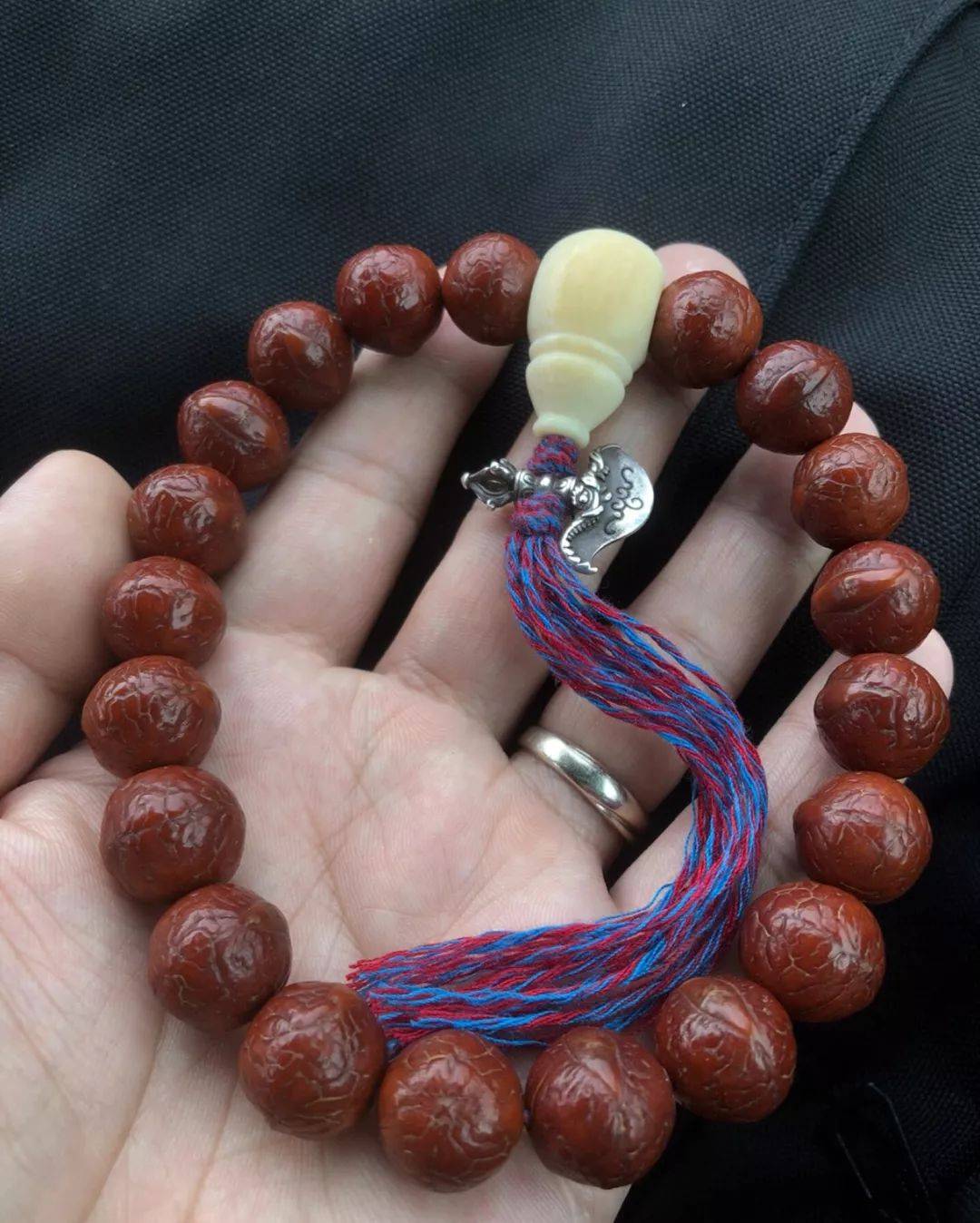 凤眼菩提这样搭配好看!_配饰_素串_进行