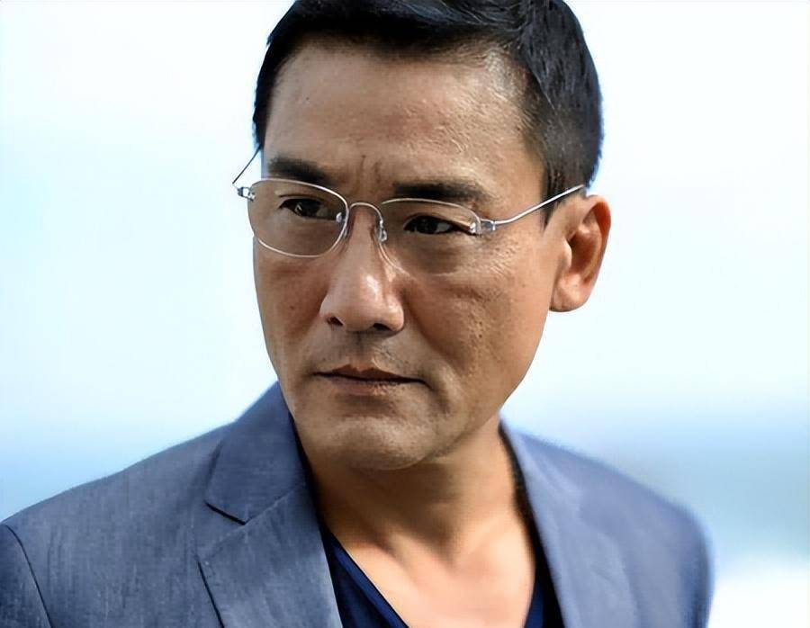 香港知名男星梁家辉大女儿结婚,与男友结束8年爱情长跑_家庭_电影