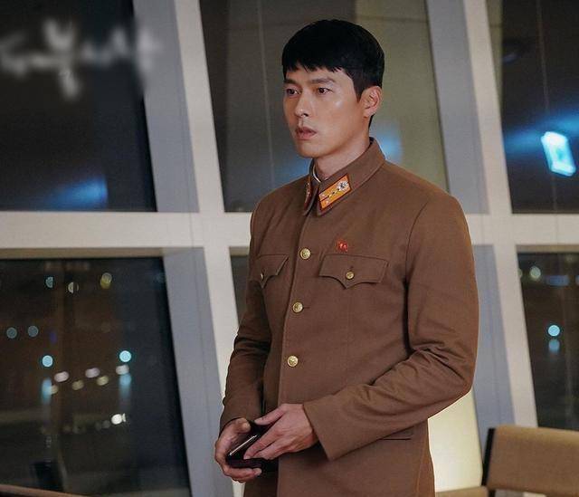 李易峰和玄彬哪个才是你的菜?_军装_剧中_军人