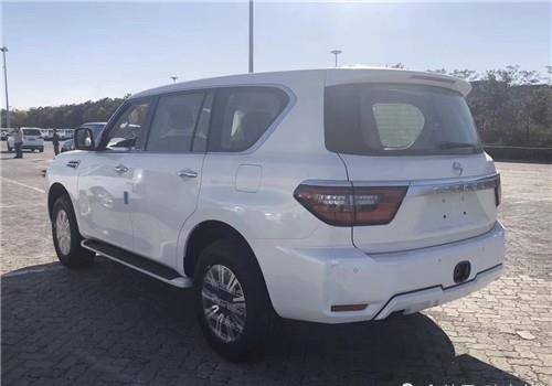 日产颜值王,2020款"途乐"到港实拍,5.6l v8,比陆巡还霸气!