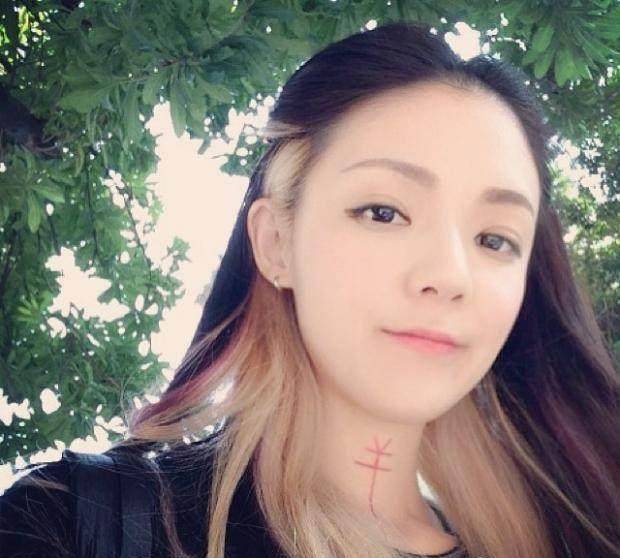 患抑郁症吃生肉,舒淇演绎她的人生获金马影后_欧阳靖_因为_爸爸