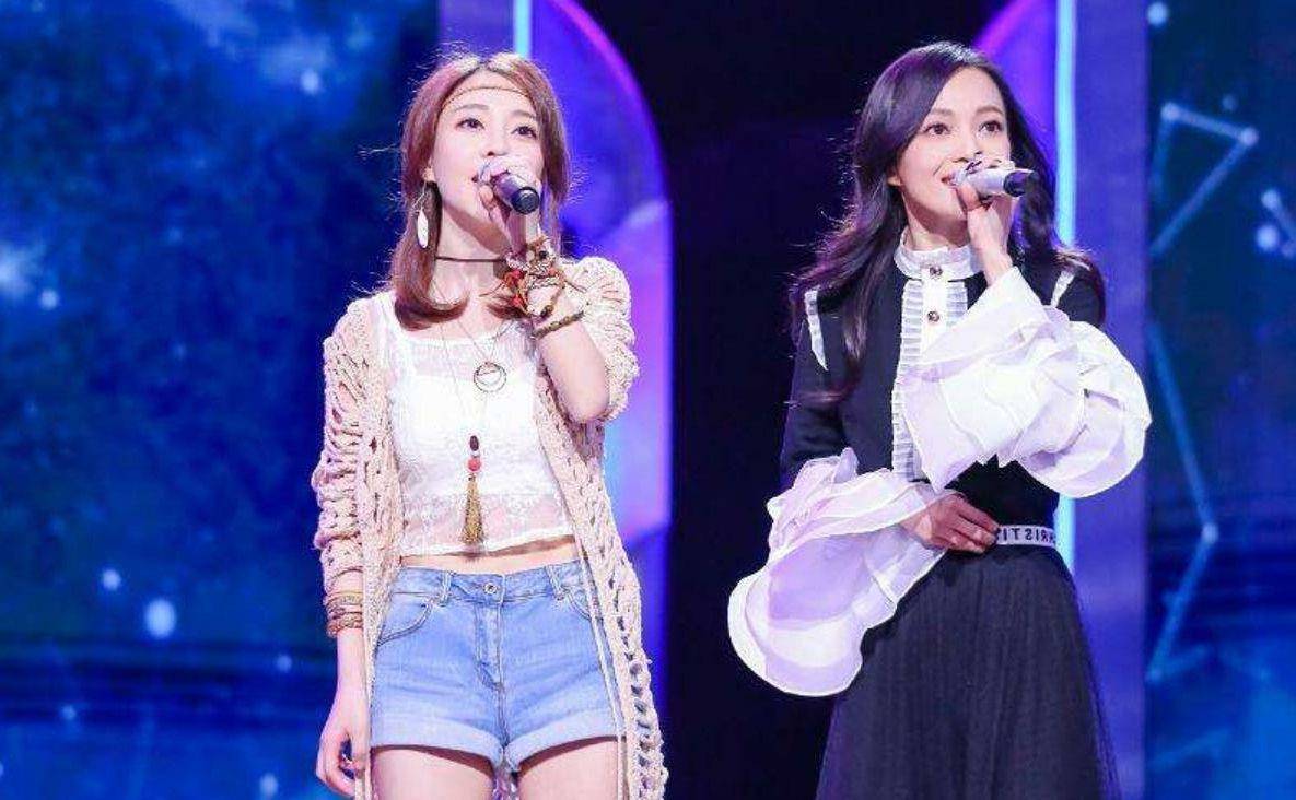 沈月,冯提莫,鞠婧祎:矮点怎么了,我这样的高颜值你有吗?