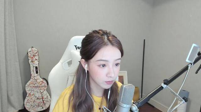 周二珂复播一周人气稳定,丢失核心粉丝成过气主播,难以重回巅峰_直播