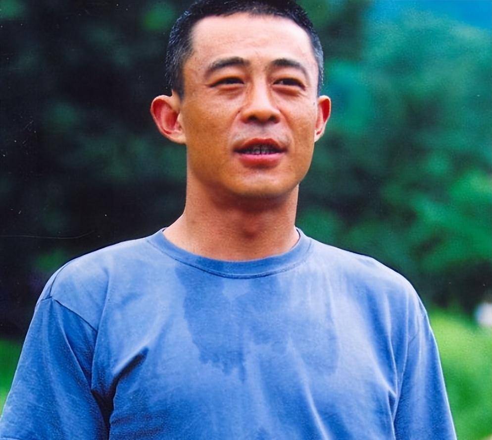 铁打的侯勇流水的老婆:一婚娶70后,二婚娶80后,三婚娶90后娇妻_工作