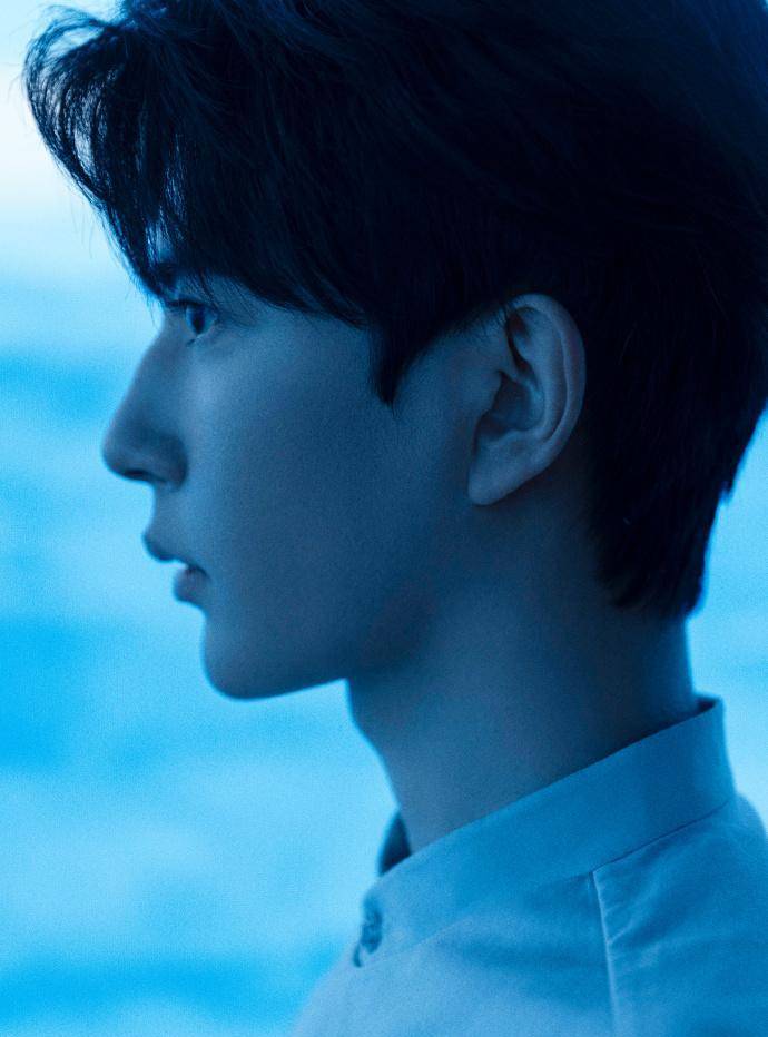 21美图:迪丽热巴 杨洋 何洛洛 王琳凯 刘昊然 檀健次 于朦胧 荣梓杉