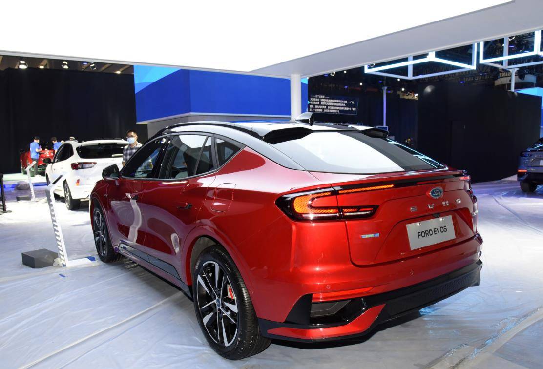 福特大马力轿跑suv,门槛退让至19.