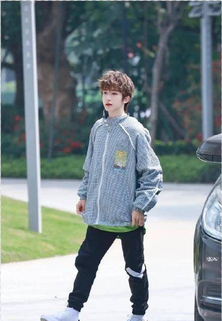 《创4》人气选手疑虚报身高,身高174的刘宇竟然比171的力丸还矮_cm