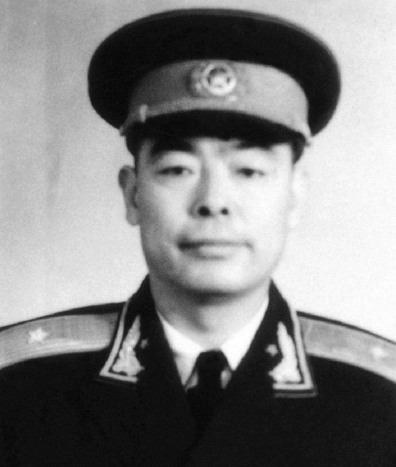 刘居英向总理提一建议,总理:同意_铁路_运输_志愿军