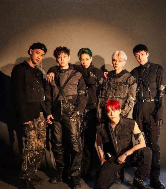 exo成员不变动,金钟大不退团:粉丝团解散抗议,组合名存实亡_发展_solo