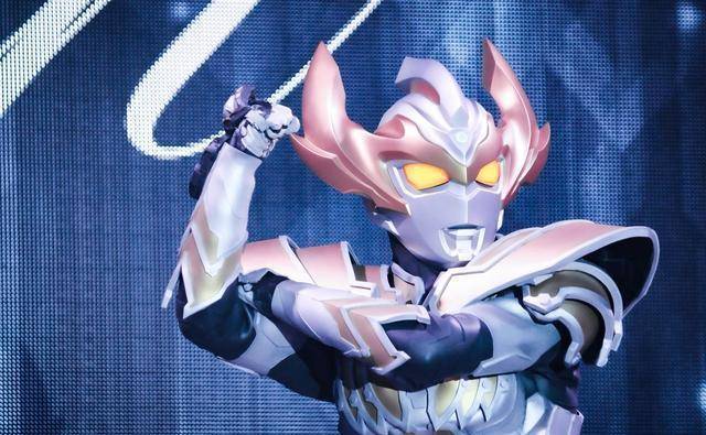 泰迦奥特曼新舞台剧照:光子大地形态细节公开x贝塔火花形态捧场_的