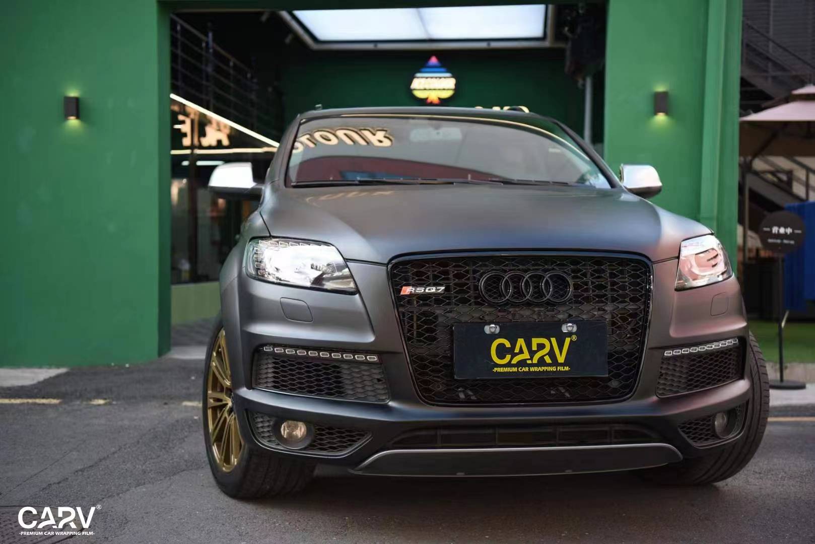 奥迪rsq7卡孚改色膜消光黑,让车身更显完美_搜狐汽车_搜狐网