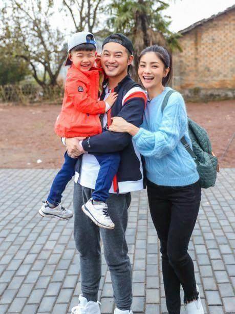 安吉_爸爸_妈妈