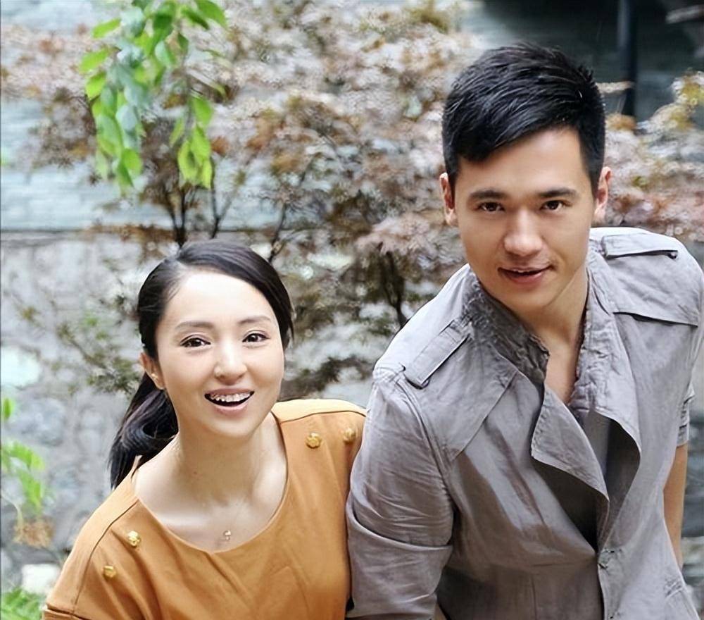 提起董璇我们都会对她赞不绝口,在丈夫高云翔出事的时候她作为受害者