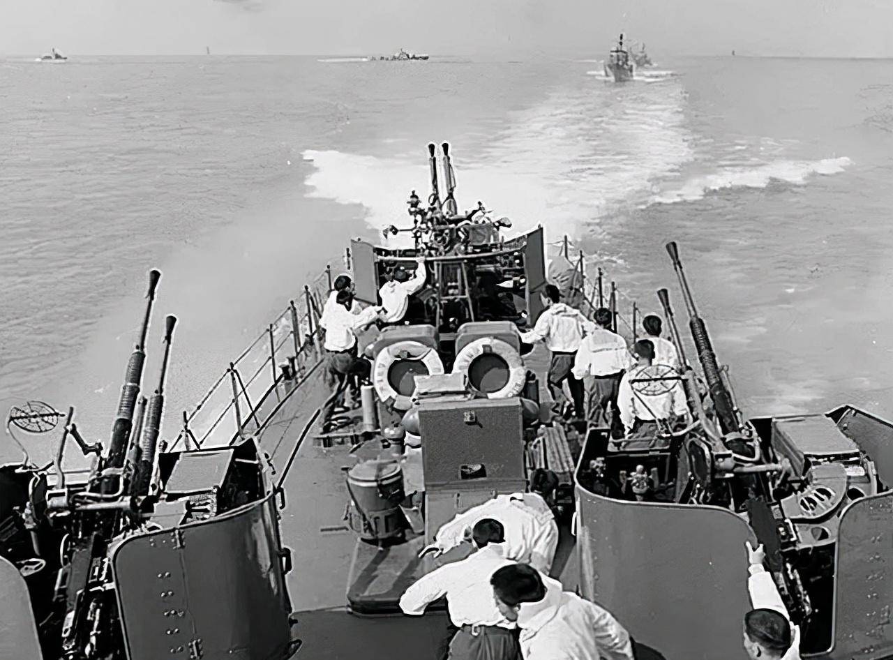 来吨的高速护卫艇,竟将国民党的一艘450吨的猎潜舰"章江号"和"剑门"