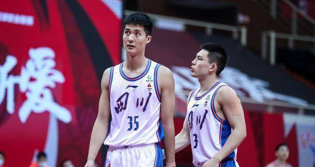 cba选秀第30轮表现:张宁祝铭震北大校友德比;朱松玮被ban_时间_投篮
