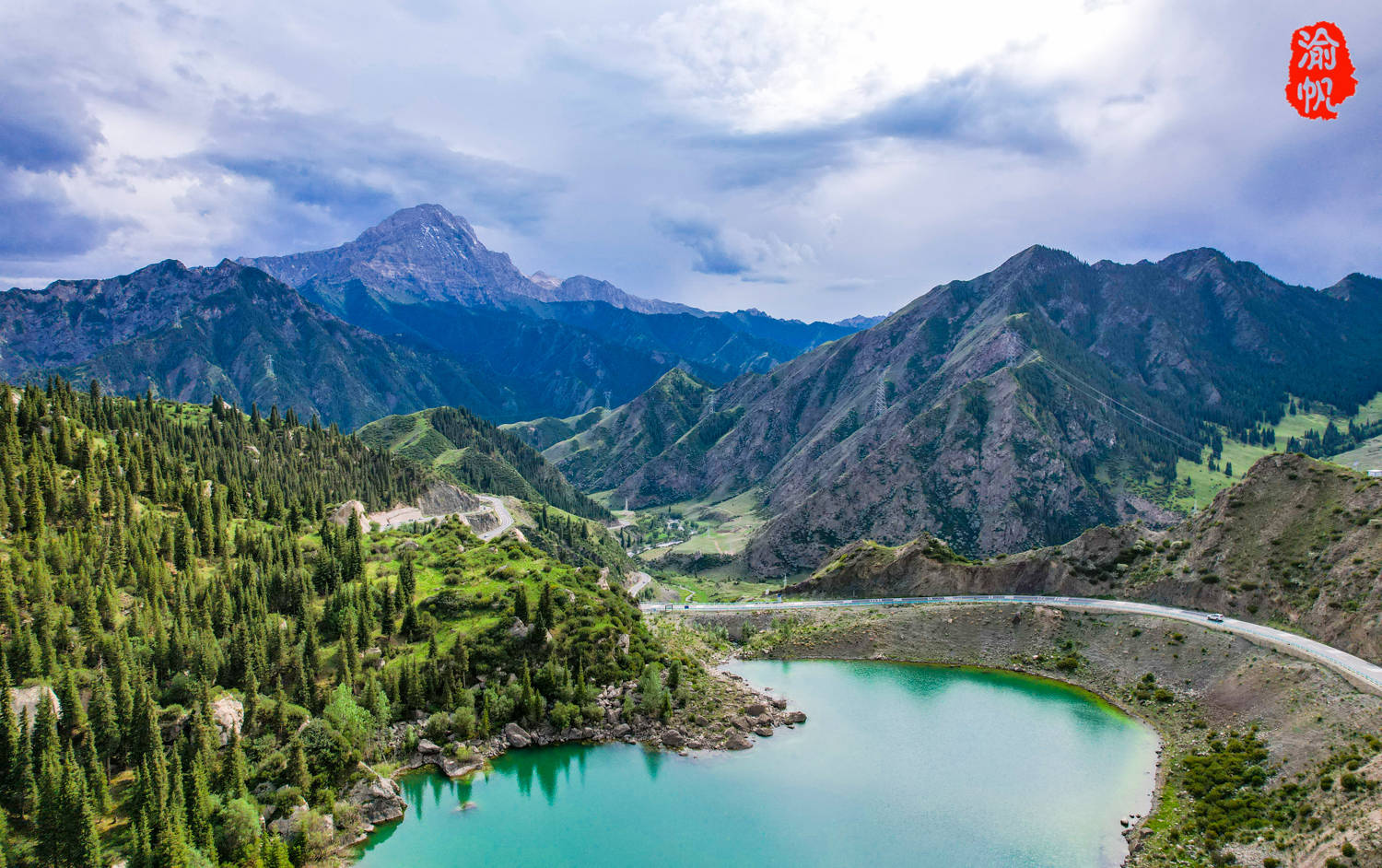 独库公路南线上的两颗璀璨明珠,据说是西王母的夏宫_库车_天山_湖泊