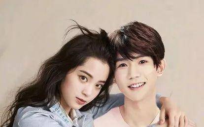 都指责对方蹭热度,被爆恋情的两人私下就是好朋友_关晓彤_baby_鹿晗