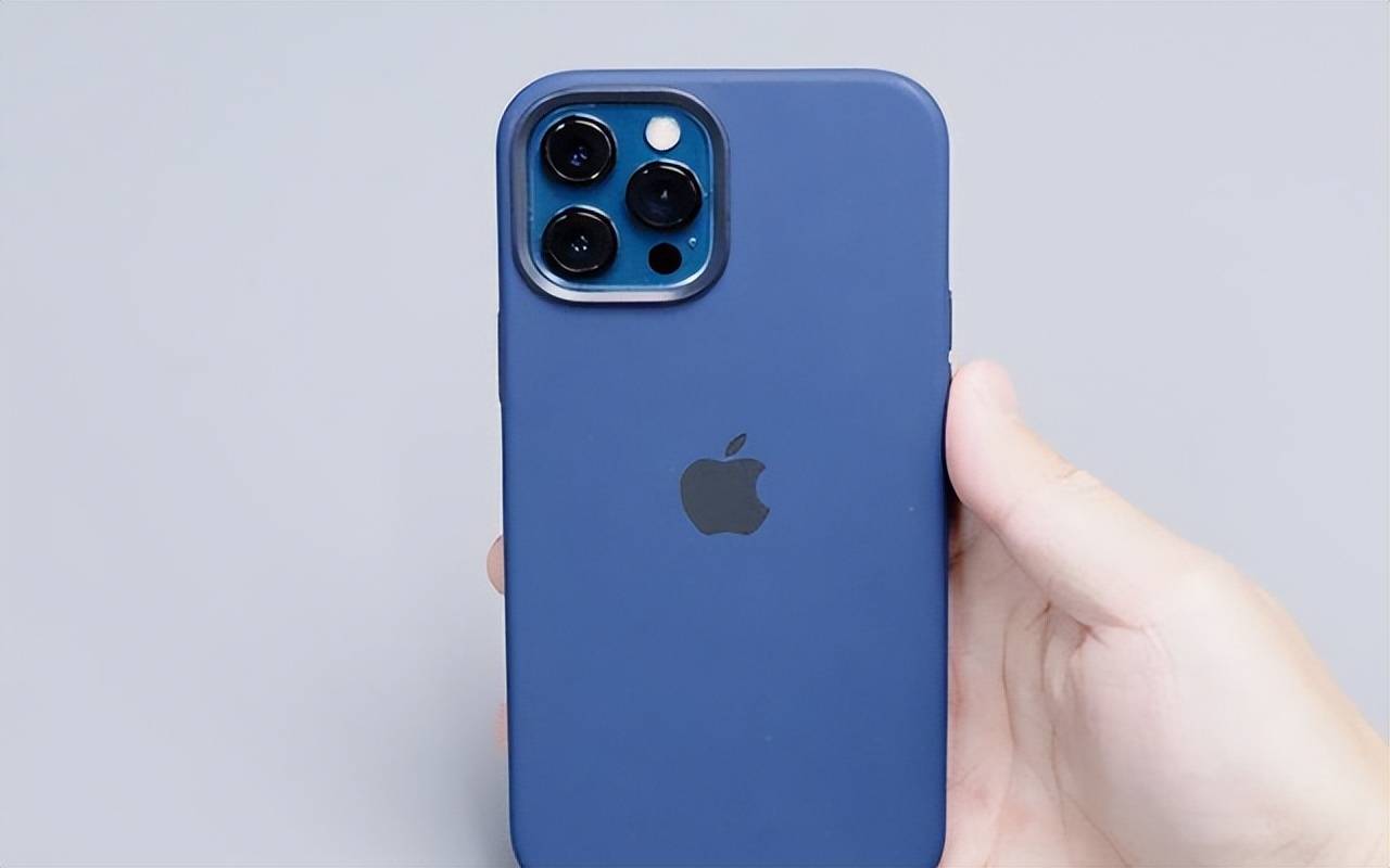 12倍数码变焦 ip68防水,有捡漏价值_pro_max_iphone