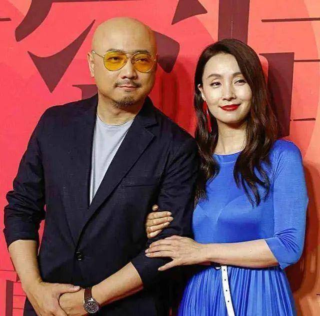 不知道那是小陶虹对段奕宏那么好,是出于对他的同情呢,还是对他动了