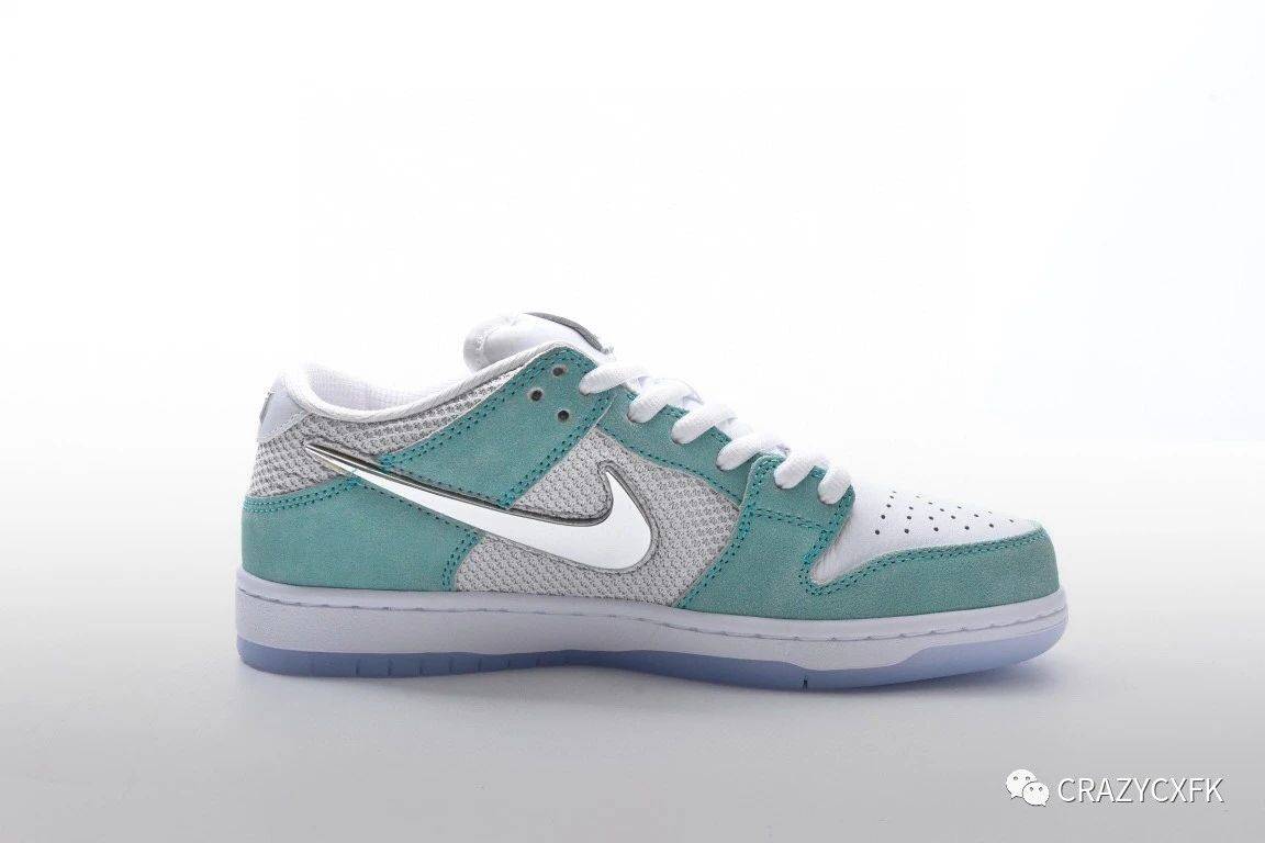 skateboards x nike dunk low 薄荷绿玫瑰冰封金属银钩联名运动鞋