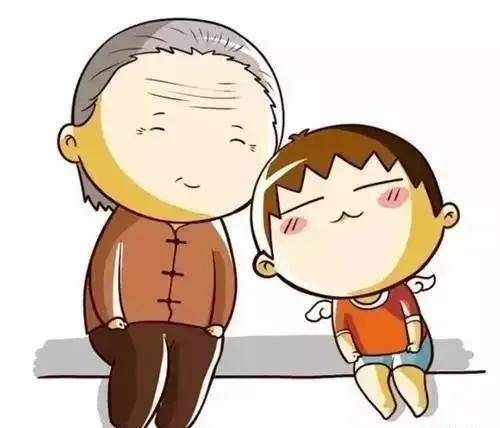 每当大宝回奶奶家,两人都会牵着手聊个没完,就剩下我一个人,默默地