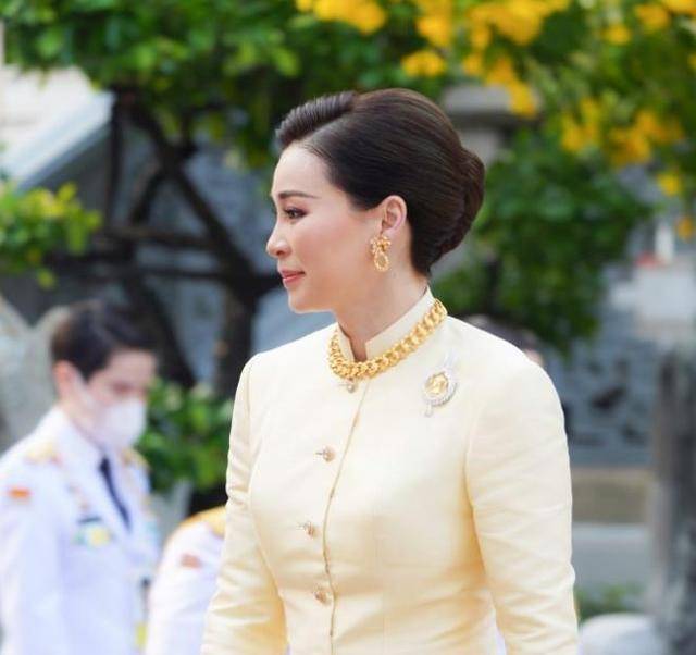 西拉米王妃销声匿迹,能力根本配不上野心,宫斗失败沦为炮灰_苏提达