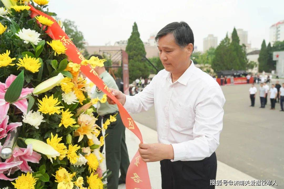 济南为无名烈士"认亲"_市中区_活动_革命