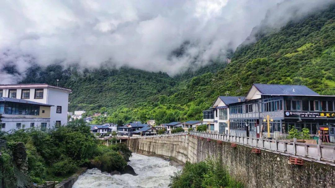 隆子县旅游景点图片