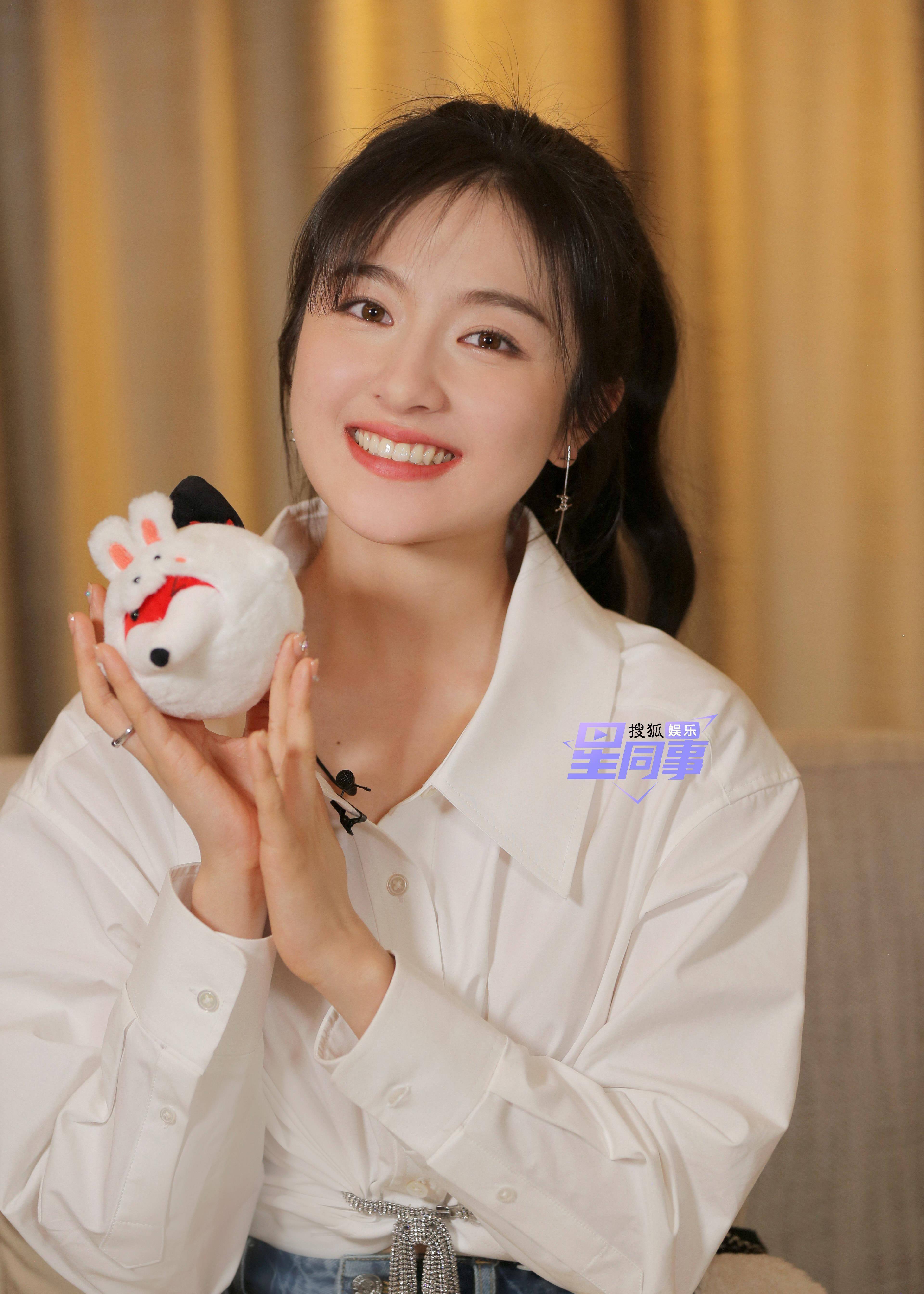 李兰迪吻戏内向,叔叔权天才拍爱情戏心得_角色_东西_什么
