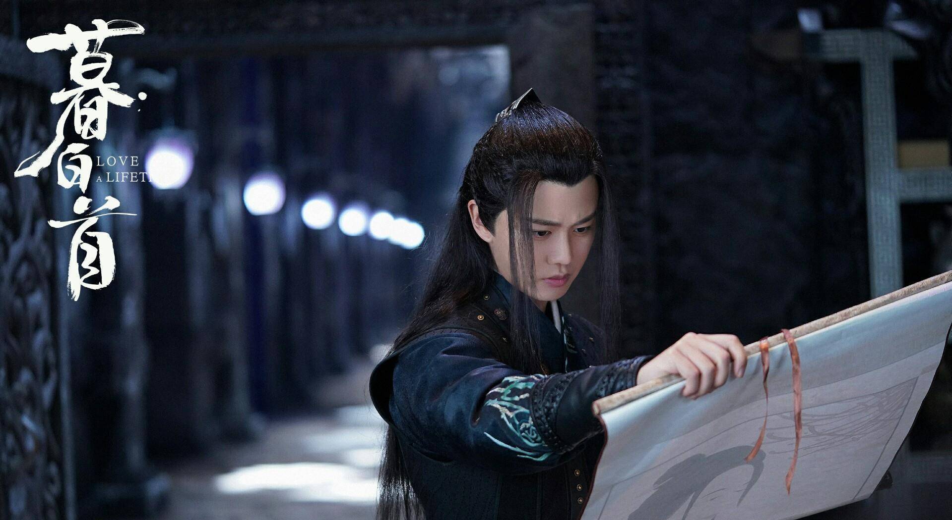 的确,由任嘉伦,张慧雯,李艺彤领衔主演的《暮白首》热度不断攀升,从
