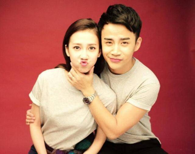 弦子晒与暖暖合影尽显母爱,暖暖长相越来越像爸爸李茂_妈妈_当红_成为