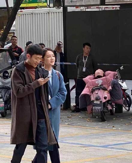 失去美颜光环,张一山,李沁颜值输给路人_五官_亲爱的_气质