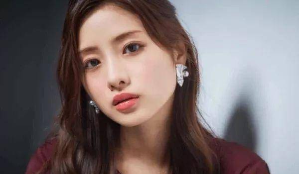 石原里ins_石原里美演过的电视剧_石原美希