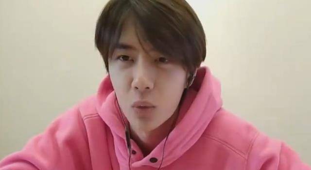 王一博宅在家变魔术不小心穿帮,大张伟室内跳舞,汪涵做猪油拌面_时间